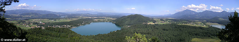 Klopeinersee Turnersee und Sankt Kanzian mit dem Berg Petzen und der Saualpe